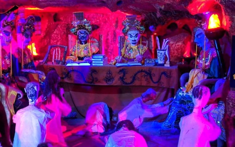 18-tang-dia-nguc-o-chua-linh-phuoc Có thể nói công trình 18 tầng địa ngục là điểm đặc sắc nhất tại chùa Linh Phước