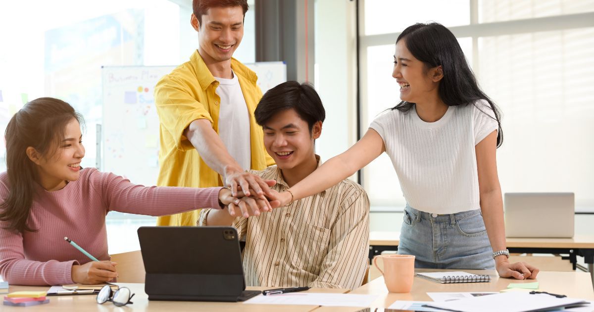 2-lam-viec-nhom-tang-su-sc3a0n-tao