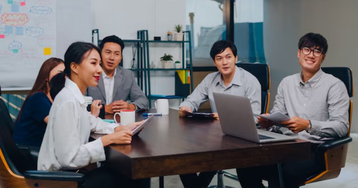 5-lam-viec-nhom-giup-tang-ky-nang-lanh-dao