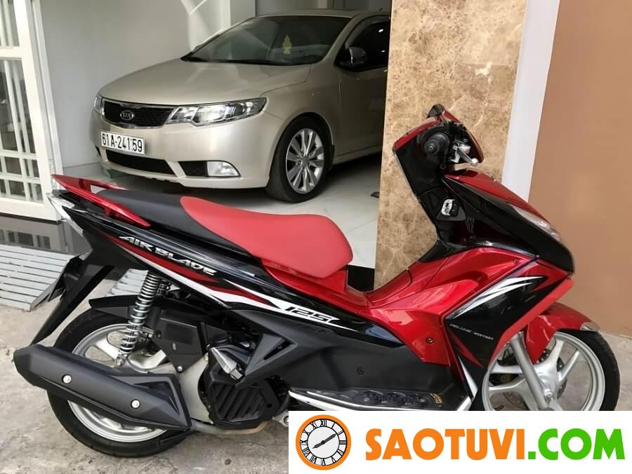 Air Blade 2014 có gì mà vẫn được nhiều người tìm mua? Kiểu dáng của xe Air Blade 2014 đặc trưng của dòng scooter rất được ưa chuộng tại thị trường Việt Nam.