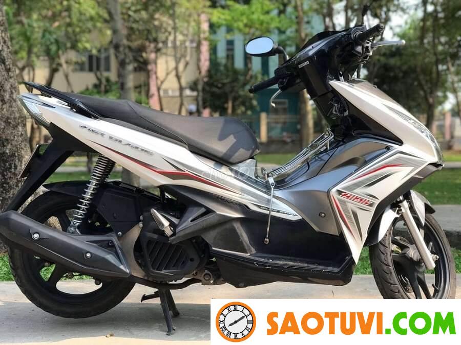 Air Blade 2014 có gì mà vẫn được nhiều người tìm mua? Xe Honda Air Blade chính chủ luôn là lựa chọn được ưu tiên khi mua xe máy cũ.