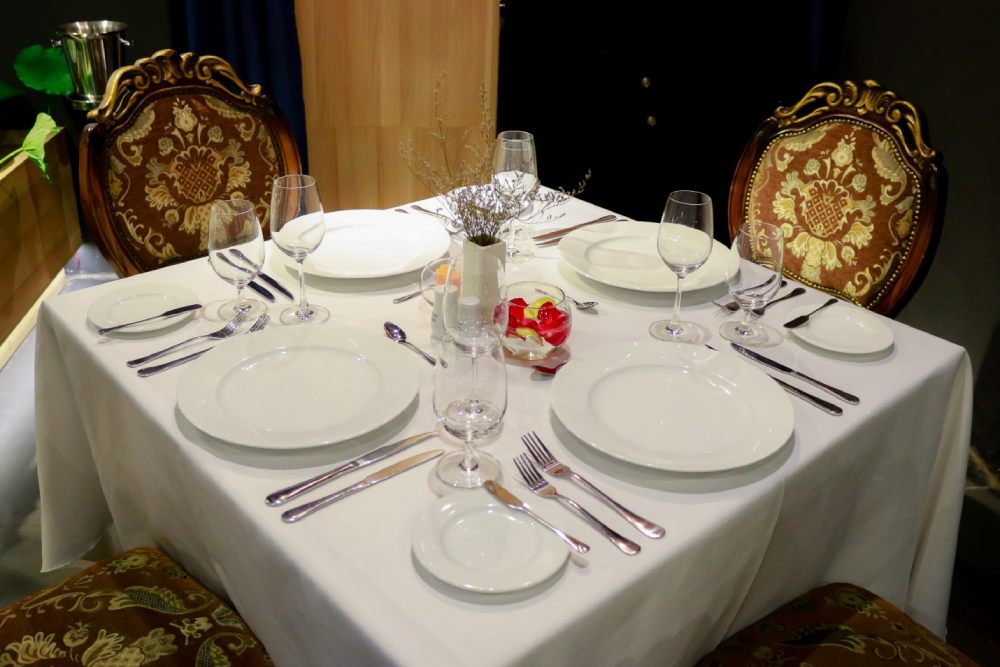 alacarte setup bàn ăn alacarte