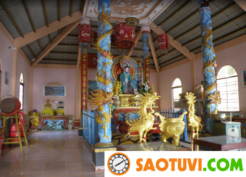 miếu bà chúa xứ nam du củ tron