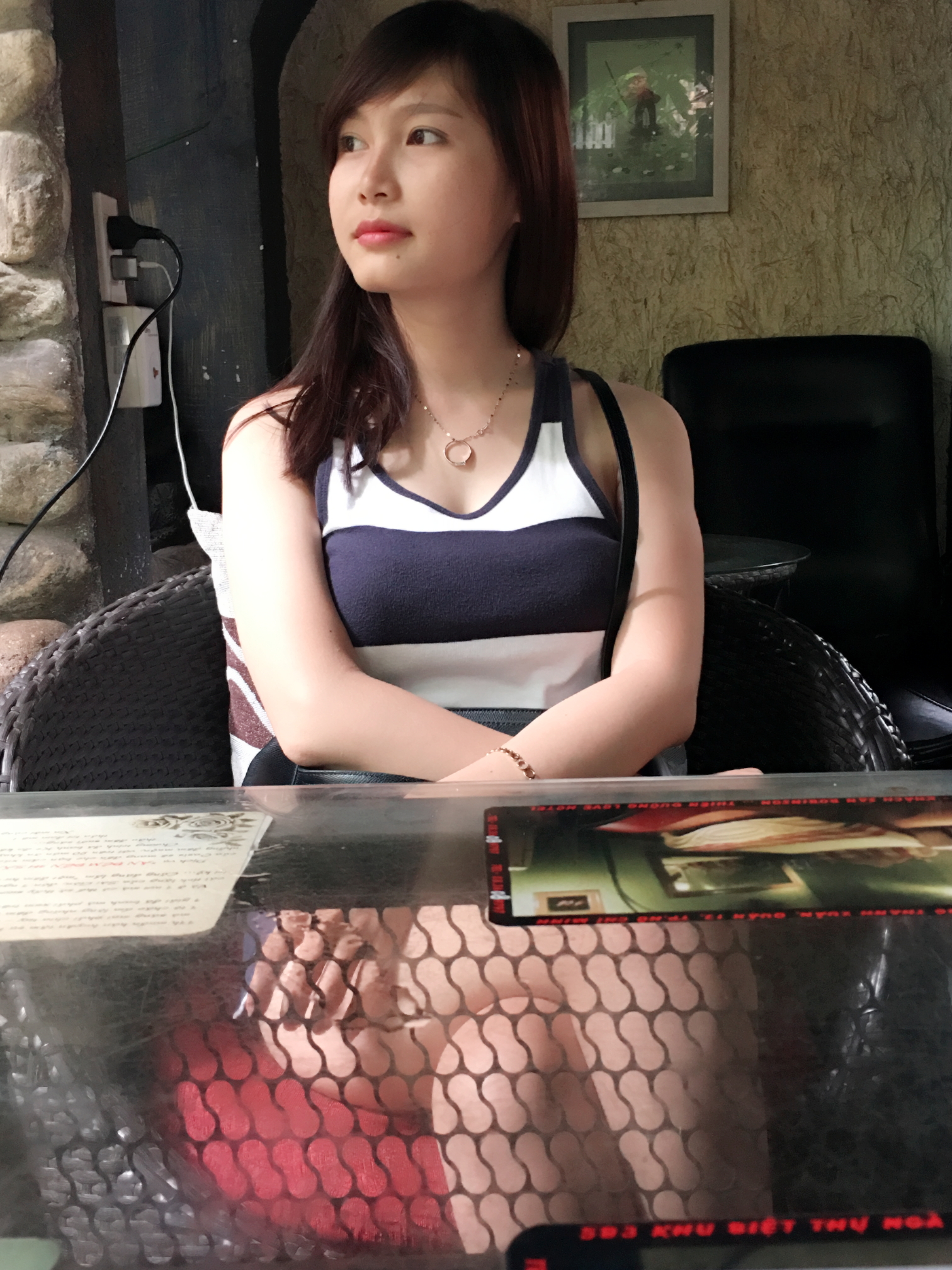 ba-me-tre-9x-khoi-nghiep-di-len-tu-ngheo-kho-2-1 Bà mẹ trẻ 9x khởi nghiệp kinh doanh mỹ phẩm từ nghèo khó