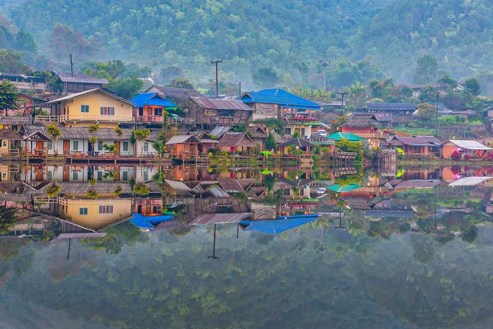 ban-rak-thai-7 cảnh sắc ban rak thai