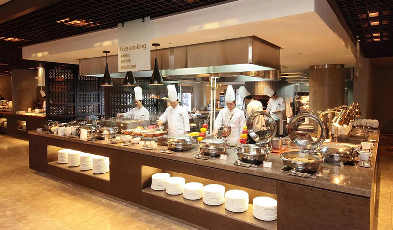 Bếp mở (Show Kitchen) là gì? Có nên áp dụng mô hình bếp mở vào kinh doanh nhà hàng không?
