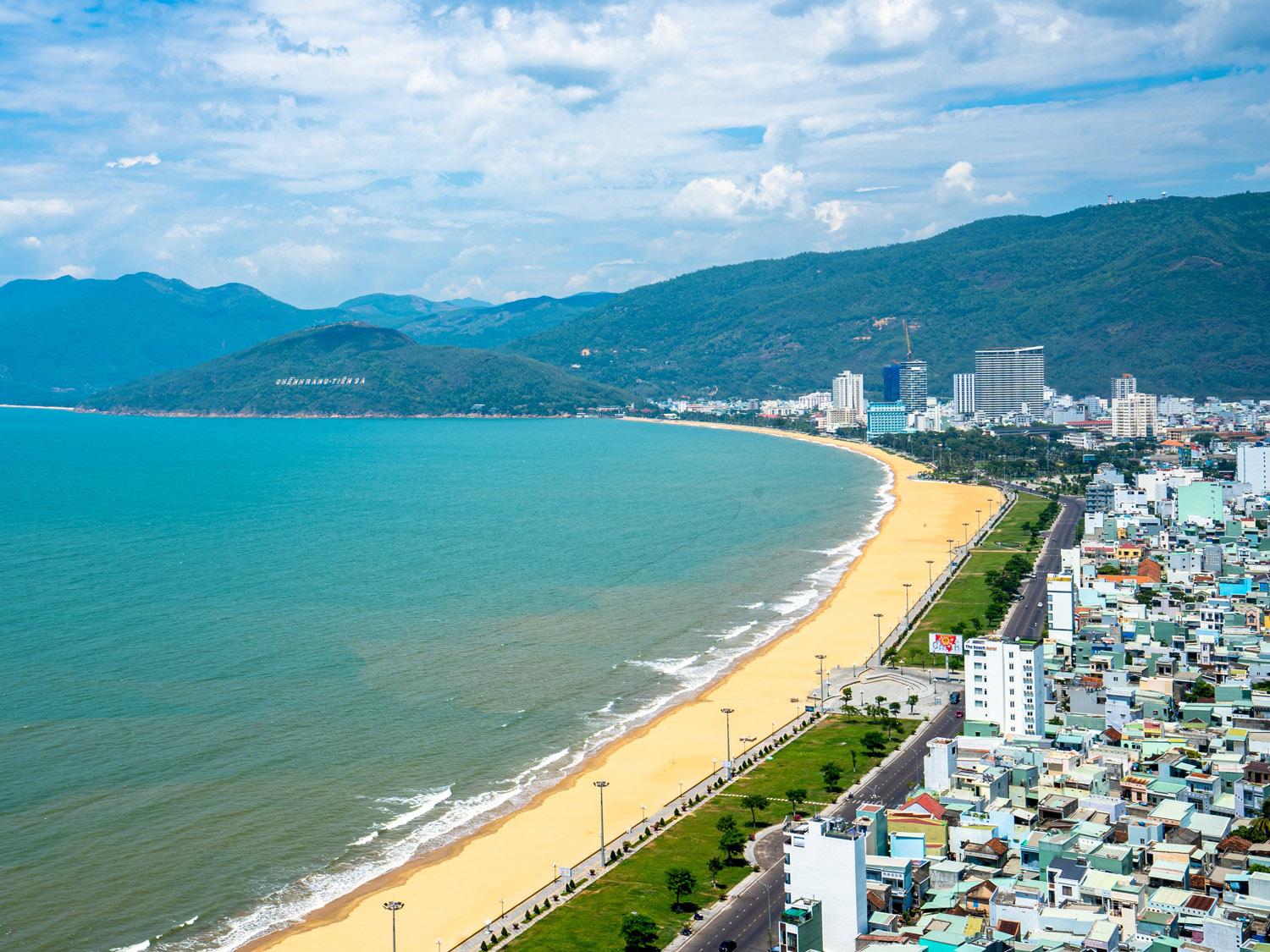 bien-quy-nhon thời điểm đẹp nhất đi du lịch quy nhơn