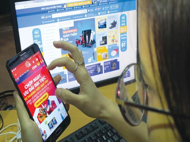 bo-cong-thuong-ra-quan-kiem-tra-hoat-dong-kinh-doanh-online-muahangonline-ngaydocthan-15419470080452058775734-1570525292-width640height480