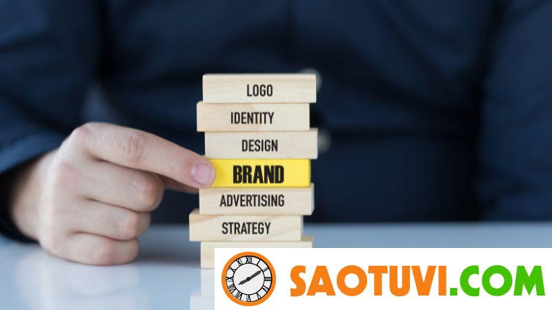 Branding Là Gì? Những yếu tố cần có để xây dựng thương hiệu Branding là thuật ngữ đã xuất hiện từ lâu, vào khoảng năm 350 sau công nguyên. Bắt nguồn từ một từ ngữ cổ điển trong tiếng Na-uy “Brandr – có nghĩa bùng cháy”.