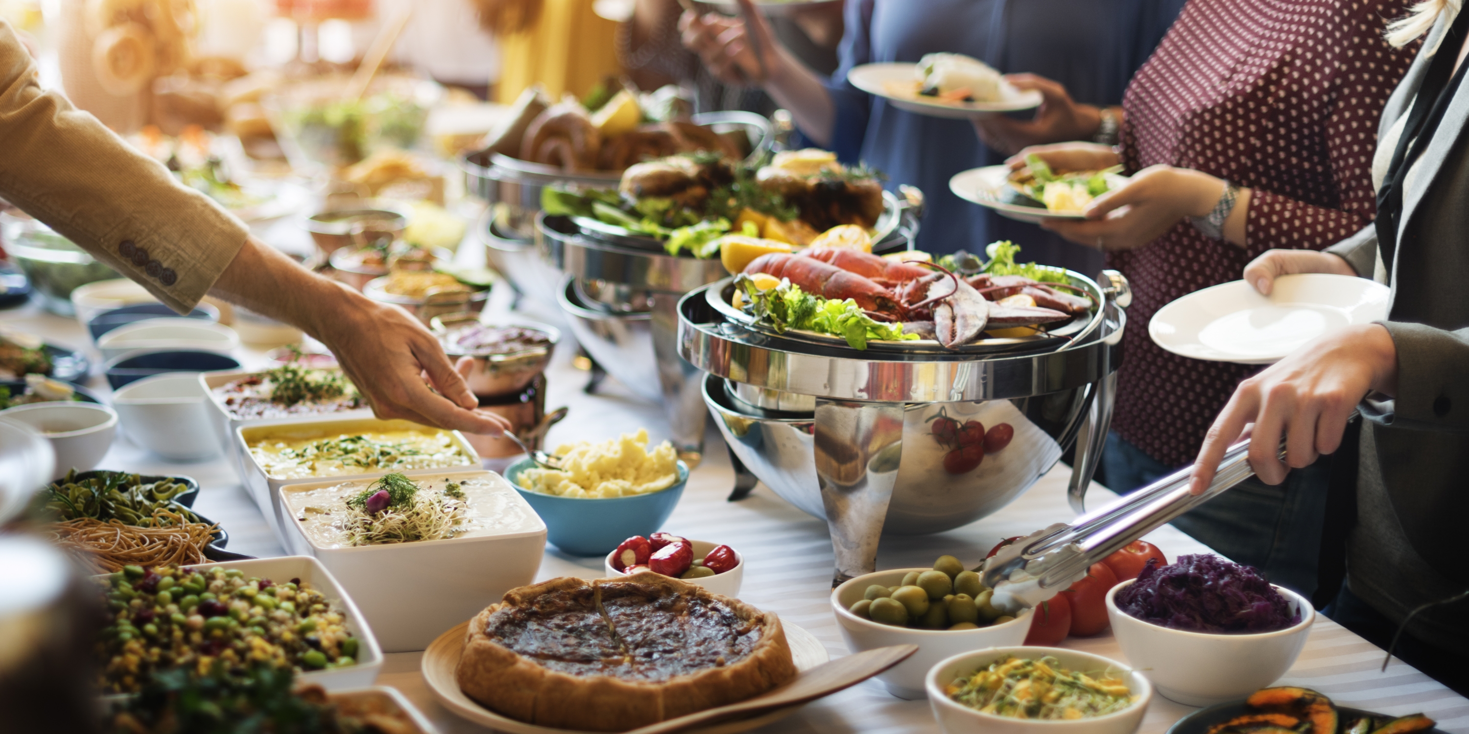 cac-loai-hinh-phuc-vu-trong-nha-hang-4 Buffet Service