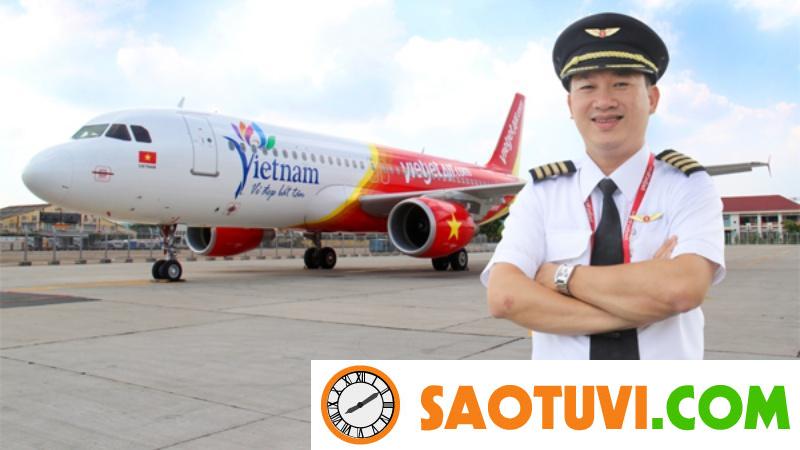 Bật mí top 10 các ngành có mức lương cao nhất ở Việt Nam hiện nay Nghề phi công là 1 trong những ngành thuộc top 10 các ngành có mức lương cao