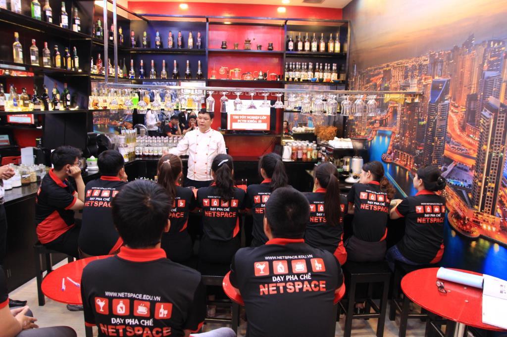 cac-trung-tam-day-pha-che-o-ha-noi-2-1024 khóa học pha chế ngắn hạn