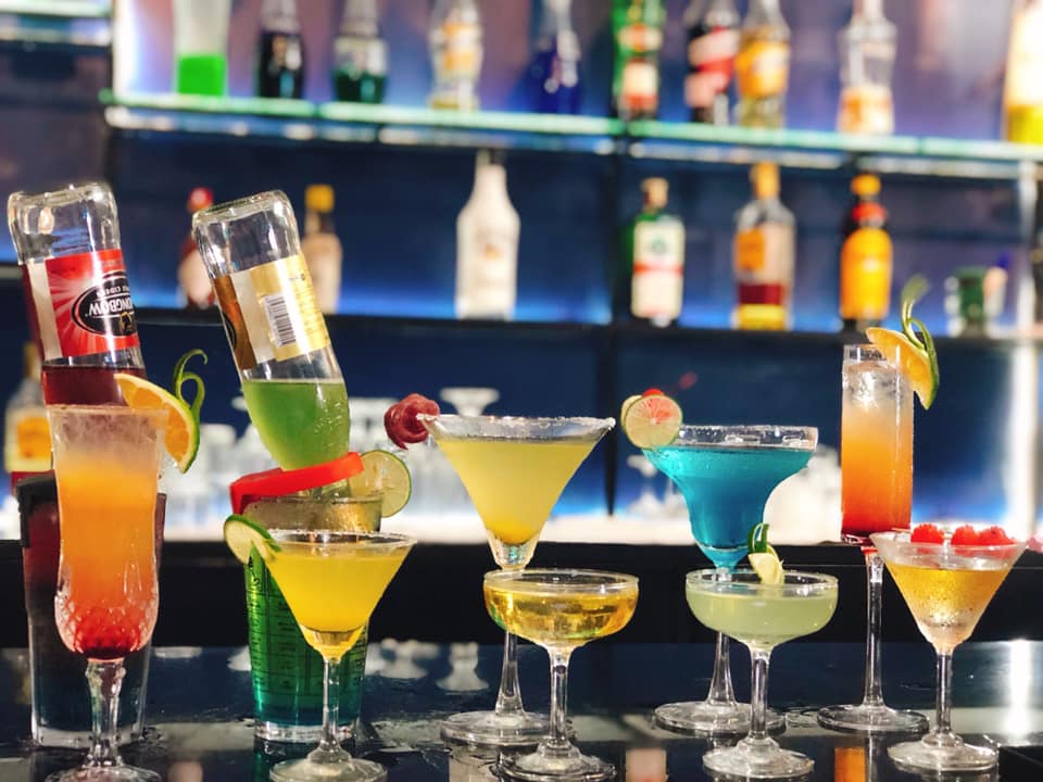 cach-pha-che-cac-loai-cocktail ly pha chế cocktail