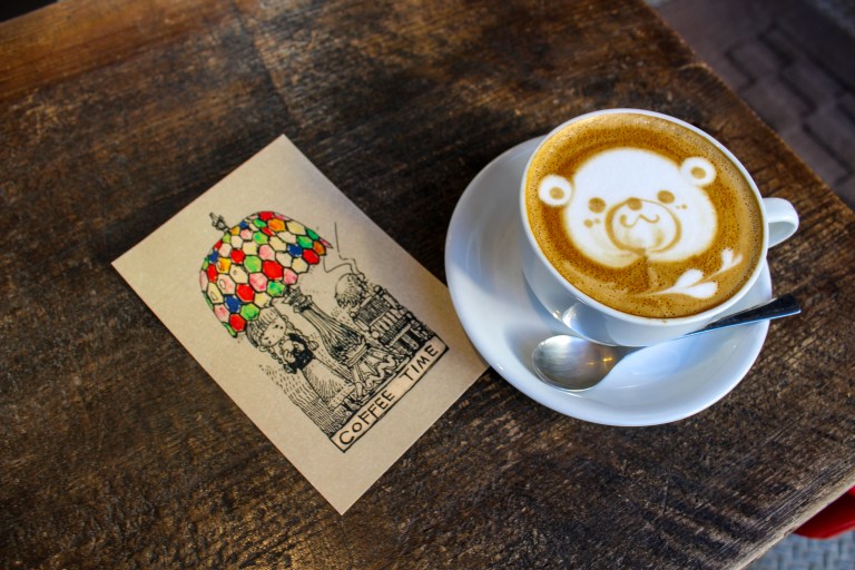 cafe-latte-art cafe con gấu