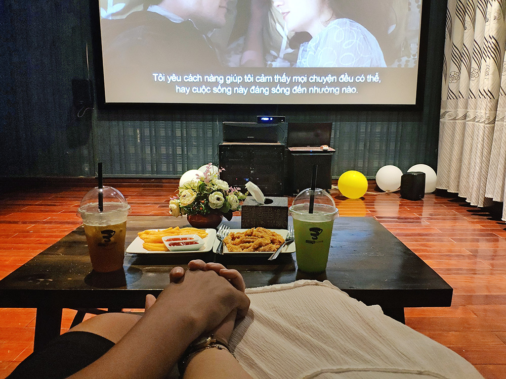 cafe-phim-6-1 cafe chiếu phim 2 người