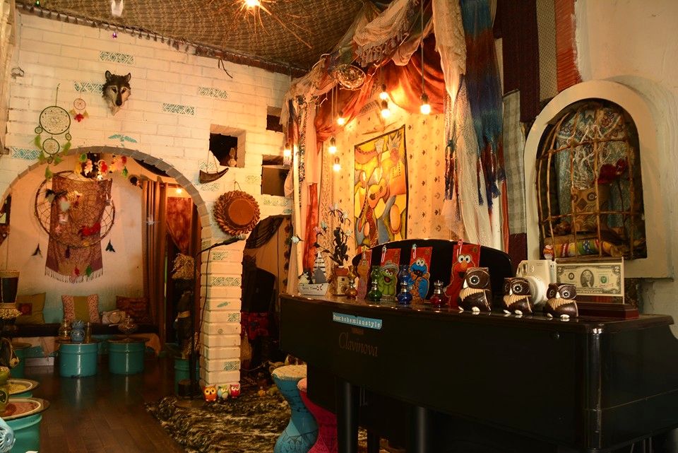 cafe-tarot-1 Trang trí quán cafe tarot