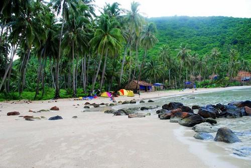 cam-trai-nam-du-zoomtravel-4