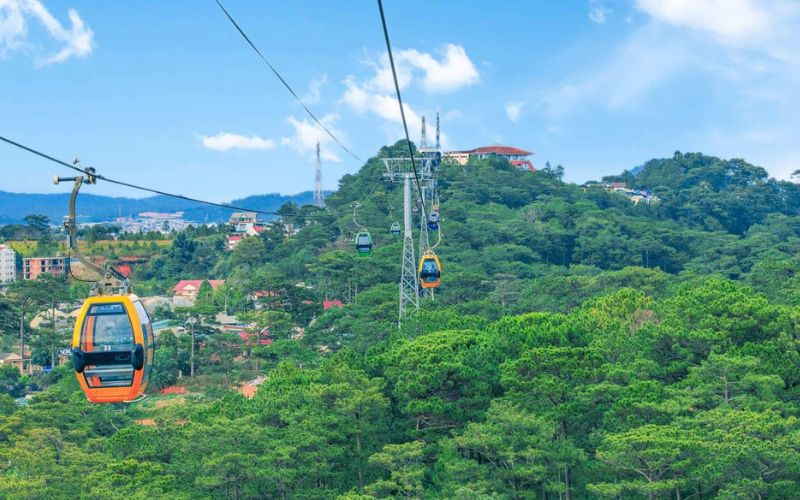 cap-treo-len-thien-vien-truc-lam Cáp treo là một phương tiện thuận lợi để bạn di chuyển lên Thiền Viện Trúc Lâm