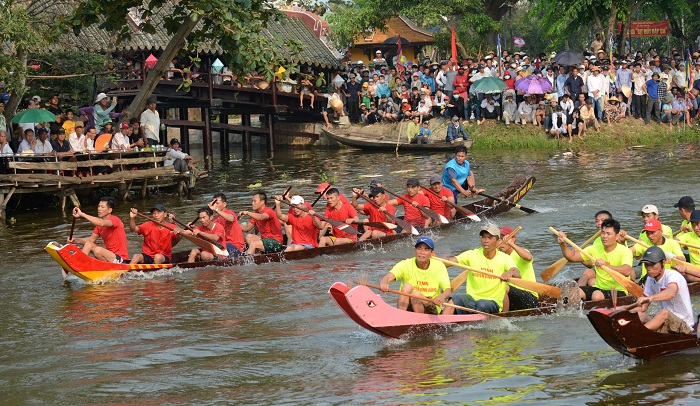 cau-ngoi-5 Đua thuyền trong lễ hội cầu Ngói Thanh Toàn