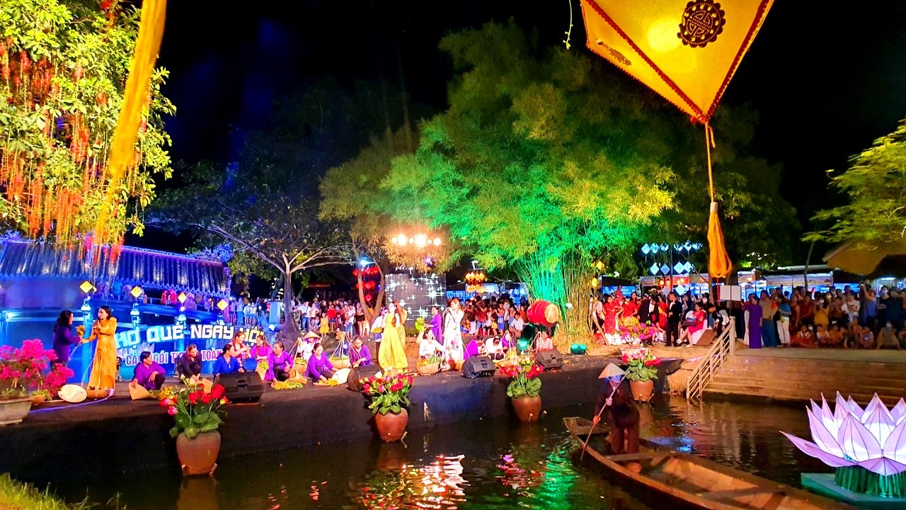 cau-ngoi-6 Chợ đêm tại cầu Ngói Thanh Toàn