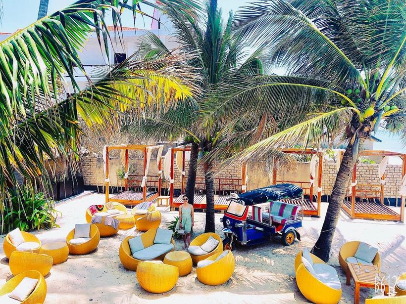 chameleon-beach-bar-3 giờ mở cửa và giá món ăn tại chameleon beach bar