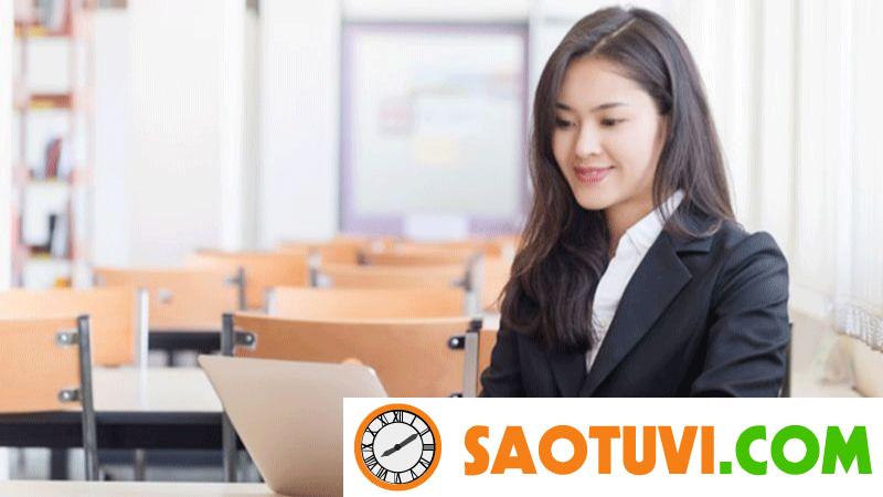 Con gái nên học nghề gì để dễ xin việc, có thu nhập ổn định? Con gái nên học nghề gì để có tương lai ổn định - Nhân viên văn phòng là sự lựa chọn phù hợp cho con gái
