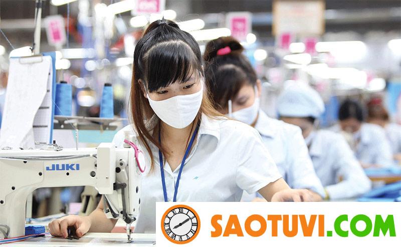 Công nhân may là gì? Mô tả công việc chi tiết cho các vị trí may công nhân may làm công việc gì