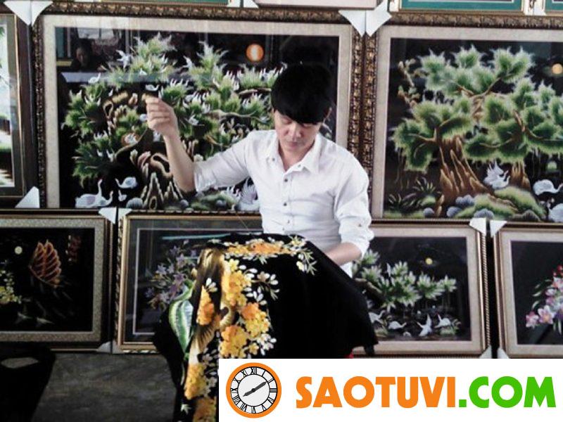 Top 13 công việc cho người hướng nội có mức lương hấp dẫn Thêu tranh và làm đồ handmade là một trong những công việc part-time mà người hướng nội có thể tham khảo