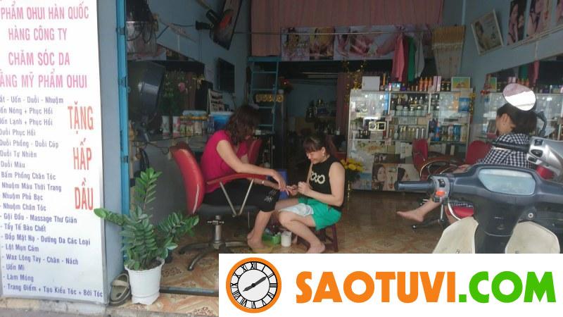 11 Công việc làm thêm tại nhà cho phụ nữ giúp tăng thu nhập Trang điểm, làm nails, cắt tóc, gội đầu tại nhà