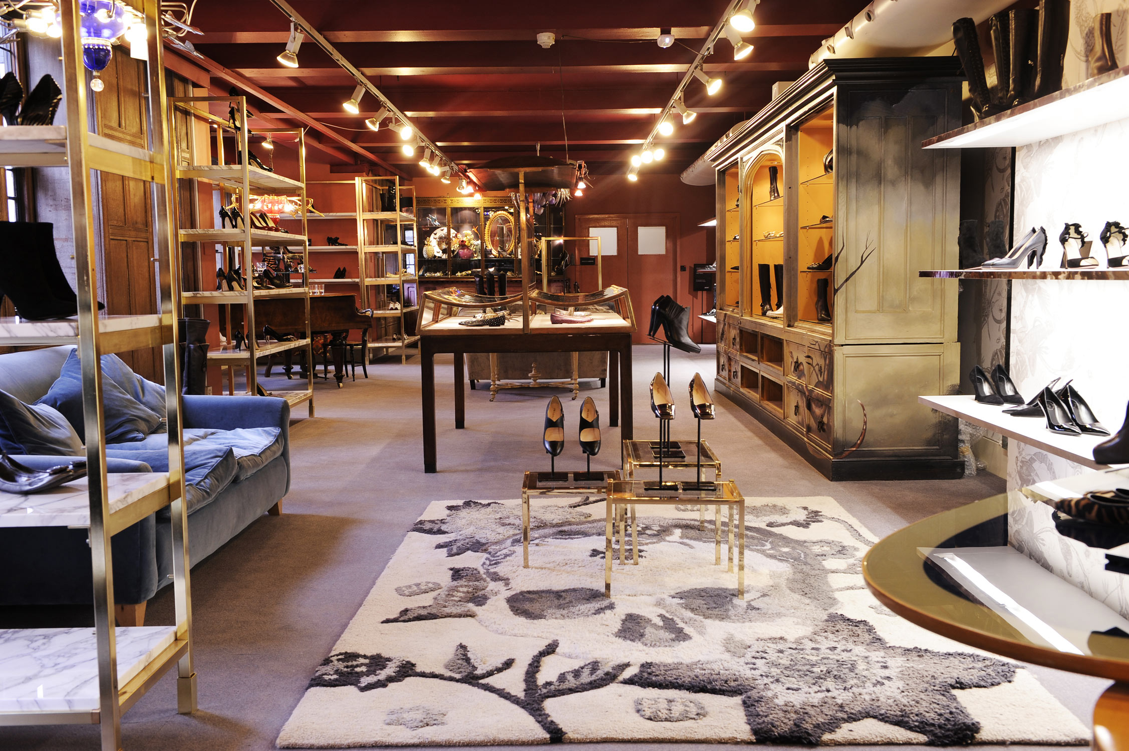 cua-hang-gaiy21 thiết kế shop giày dép