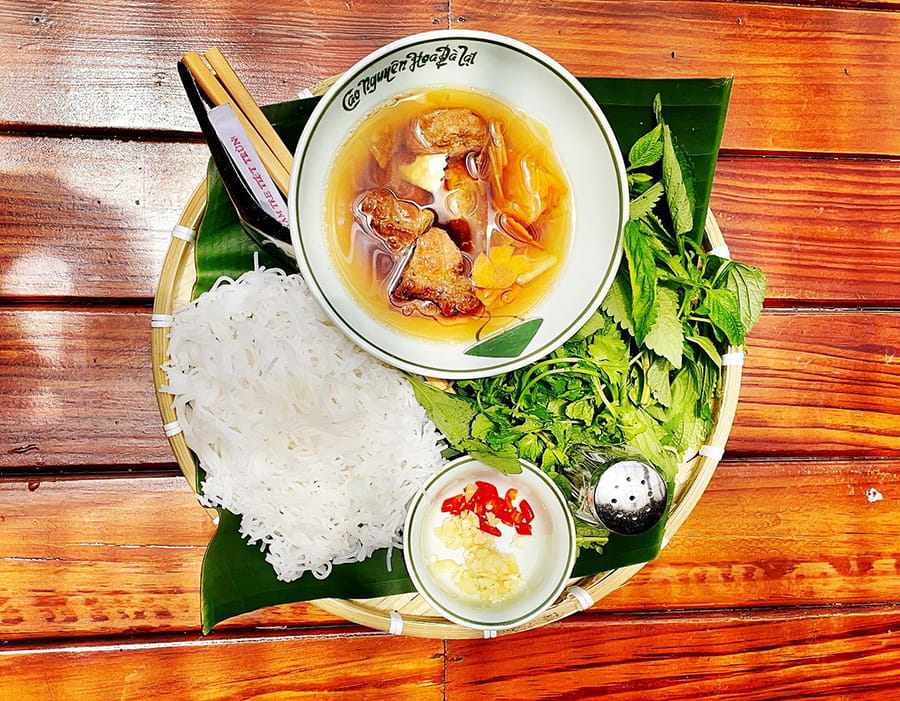 dac-san-ha-noi-bun-cha-ha-noi-min dac-san-ha-noi-bun-cha-ha-noi-min