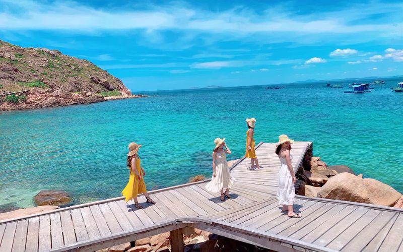 dia-diem-du-lich-binh-dinh-hon-kho Hòn Khô có thiên nhiên vô cùng mát mẻ, tươi mới và trong lành