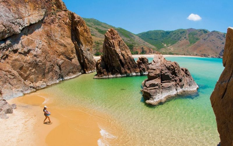 dia-diem-du-lich-binh-dinh-ky-co Biển Kỳ Co có một vẻ đẹp hoang sơ, kỳ vĩ do ít được du khách biết đến