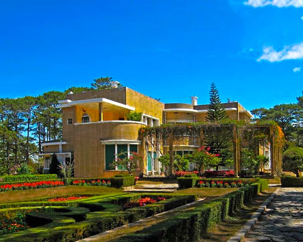 Dinh 2 Bảo Đại – Một trong ba dinh thự nổi tiếng của vị vua cuối cùng của Việt Nam – Vua Bảo Đại