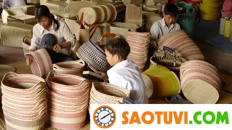 Quy định độ tuổi lao động và tuổi nghỉ hưu mới nhất năm 2024 Quy định về sử dụng lao động chưa thành niên