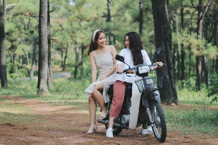 doi-thien-an-5-min Vi vu trên chiếc xe thực hiện ước mơ tới đồi Thiên An Huế tham quan