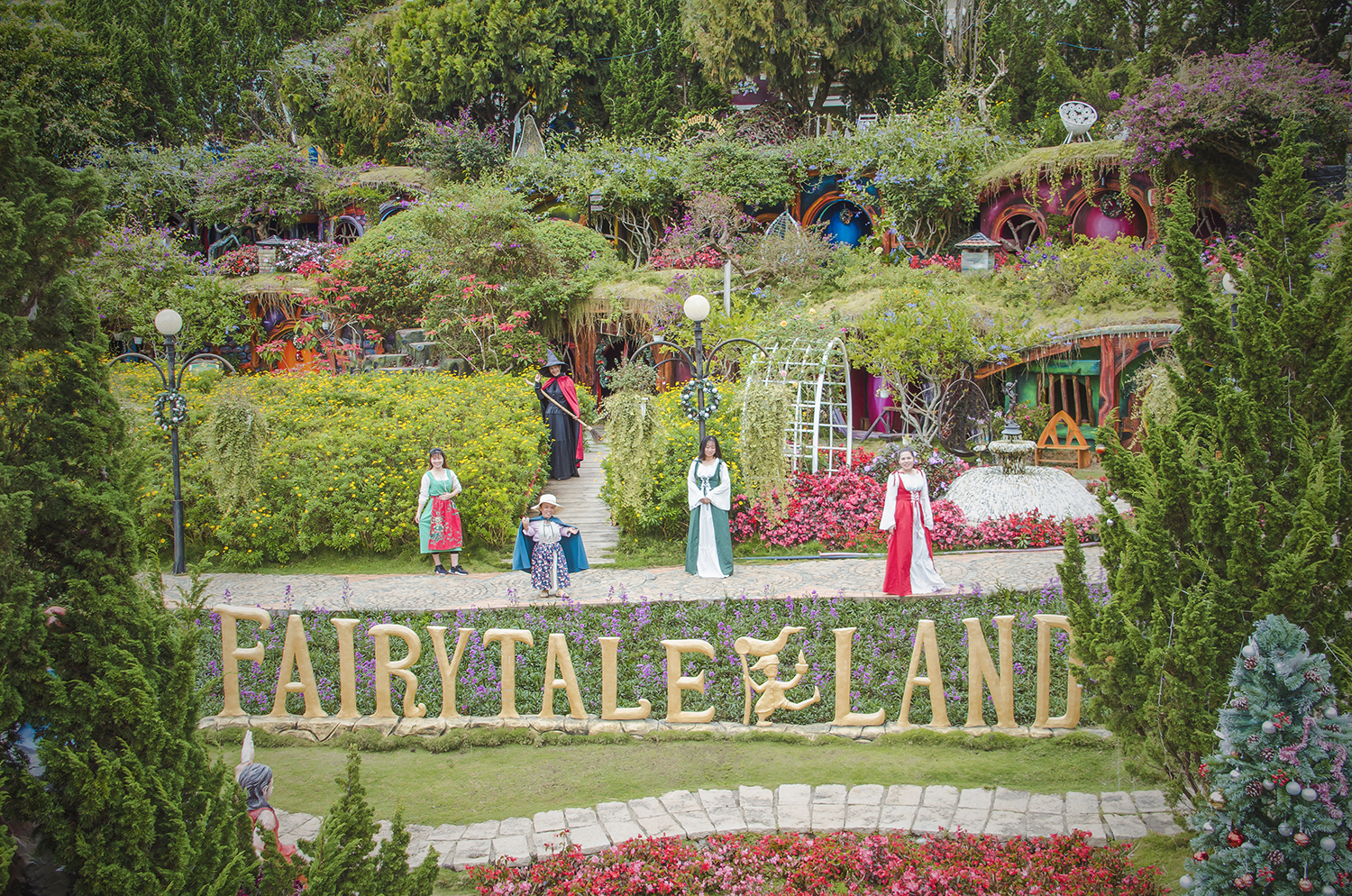 Khám phá làng cổ tích Fairytale Land Đà Lạt