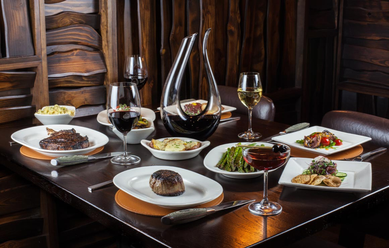 full-service Fine Dining