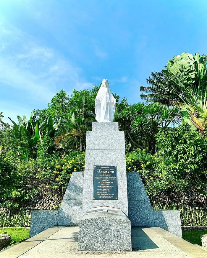ghenh-rang-tien-sa-5 mộ Hàn Mặc Tử