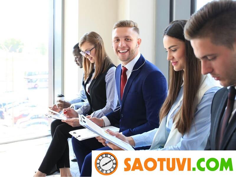 3 phút giới thiệu bản thân khi đi phỏng vấn cực ấn tượng Trang phục: Chỉn chu, lịch sự