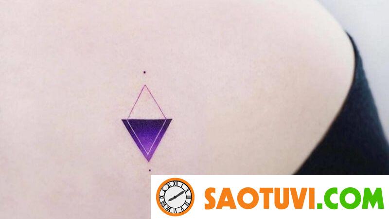 100+ hình xăm tam giác độc lạ cho người yêu thích sự bí ẩn Thêm một chút sắc màu cho hình xăm