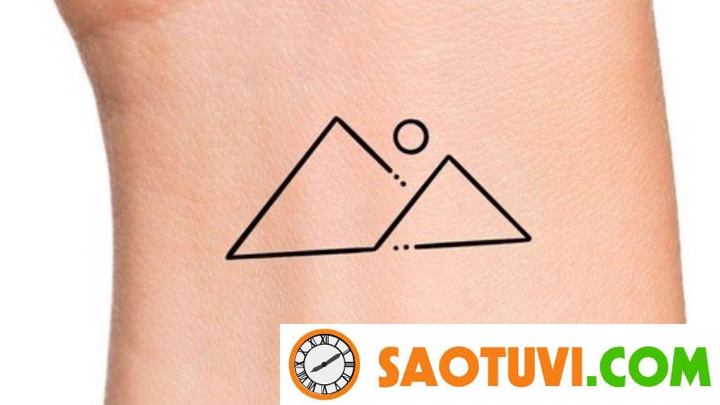 100+ hình xăm tam giác độc lạ cho người yêu thích sự bí ẩn Những mẫu hình xăm đơn giản
