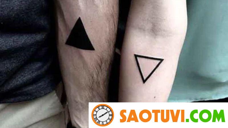 100+ hình xăm tam giác độc lạ cho người yêu thích sự bí ẩn Xăm đôi cùng người yêu
