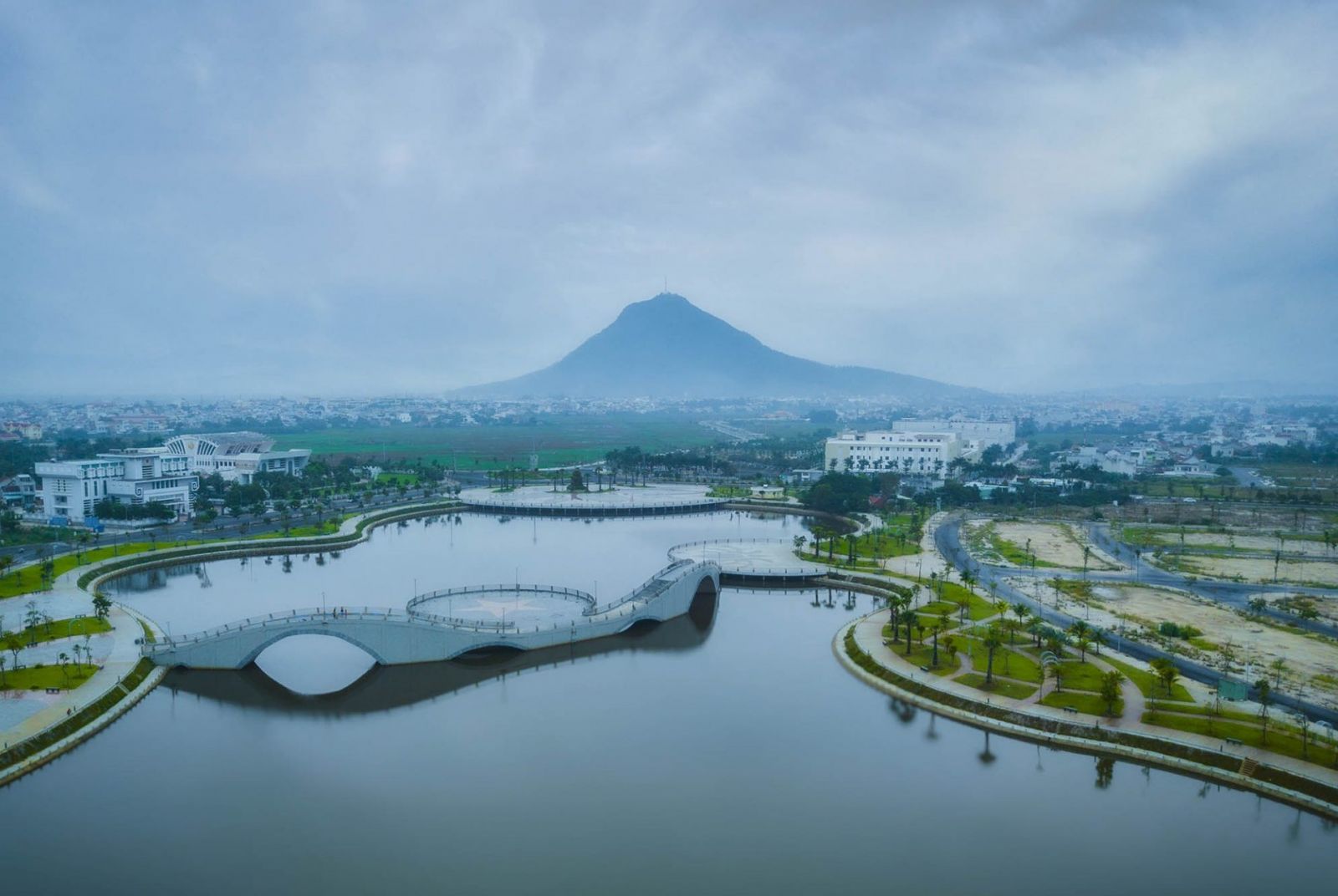 ho-dieu-hoa-ho-son-5 hồ điều hòa hồ sơn