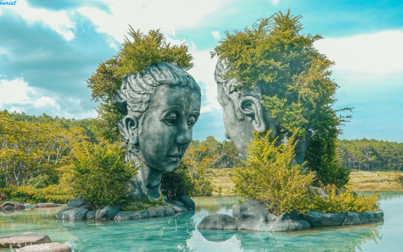 ho-o-da-lat-dep-1 Đây là một hồ nước nhân tạo với tiểu cảnh được làm cực kỳ kỳ công