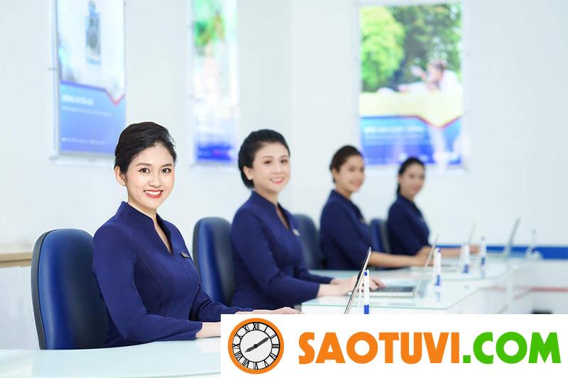 học kinh tế làm việc trong ngân hàng Nhân viên ngân hàng là lựa chọn phổ biến của sinh viên ngành kinh tế