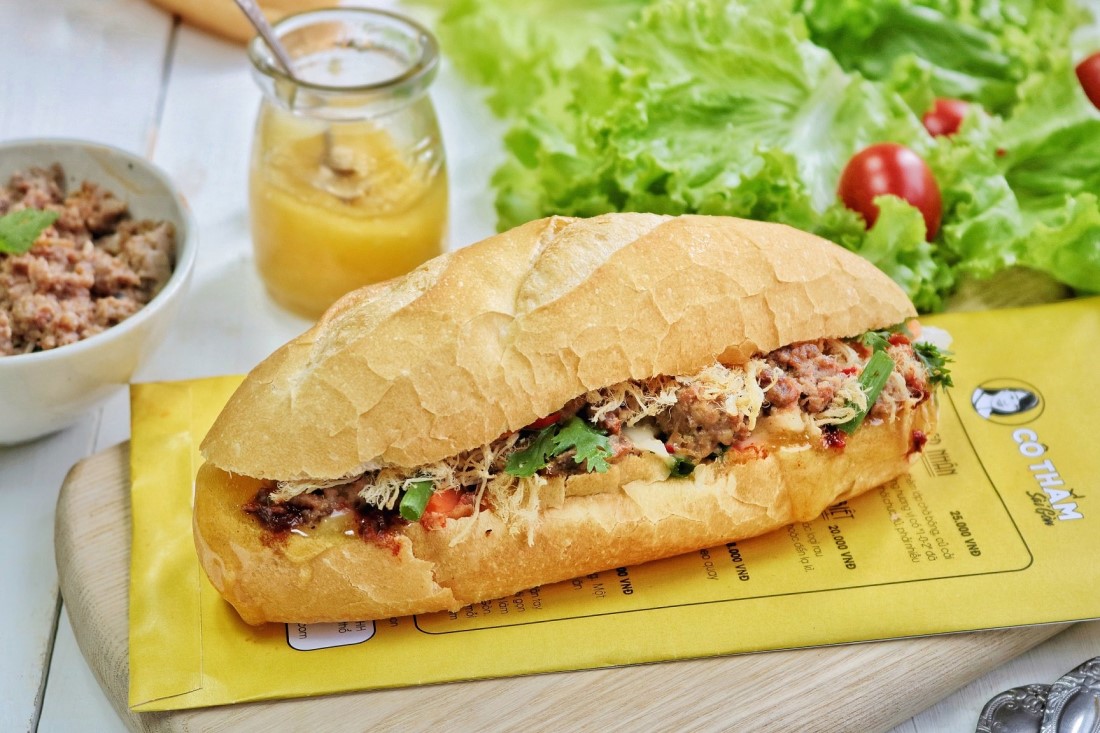 hoc-lam-banh-mi bán bánh mì với công thức đặc biệt