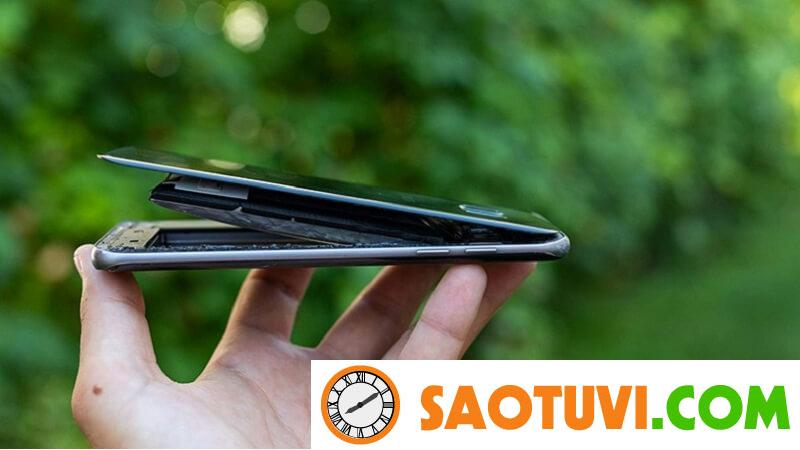 iPhone X bị hở viền màn hình có sao không? Nguyên nhân và cách khắc phục