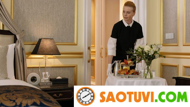 Nhân viên phục vụ room service Nhân viên phục vụ room service