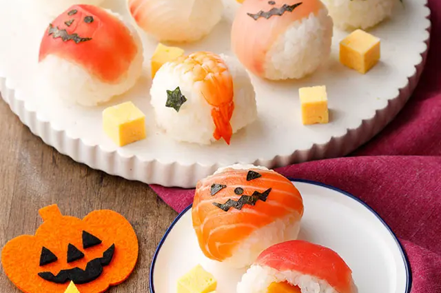 mon-an-halloween-de-lam Sushi bí ngô